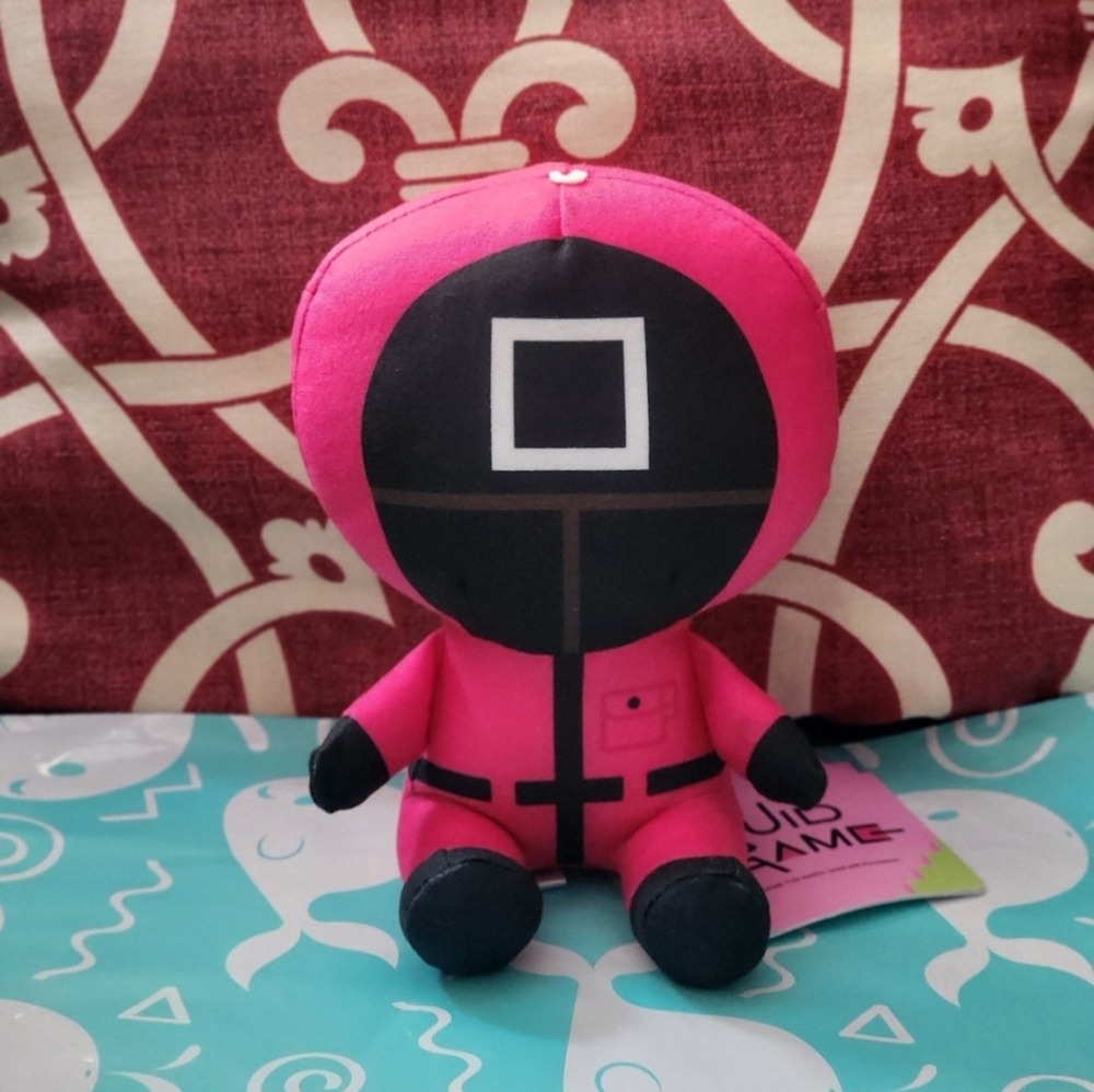 Squid Game Manager Plush Taito Sega Round 1 Round One Taito Miniso Smoko